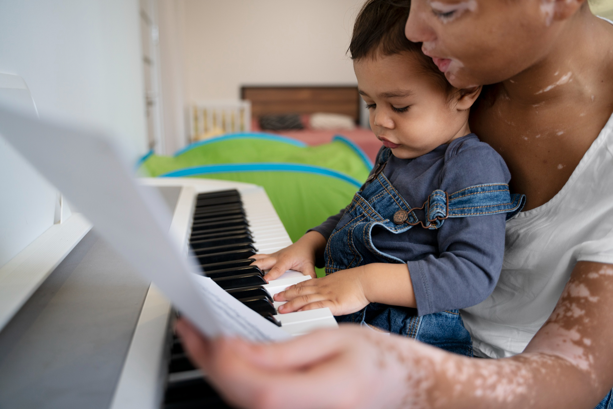 Actividades musicales para estimular a bebés y niños pequeños